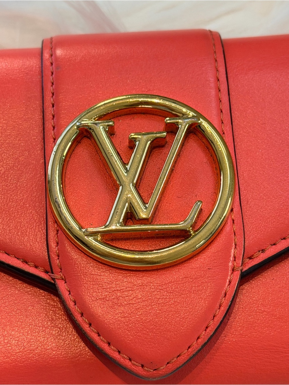 Louis Vuitton Coral Leather Wallet with Gold LV Medallion✨ - Picture 2 of 9